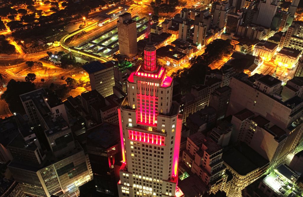 Cambio moneda Sao Paulo Brasil